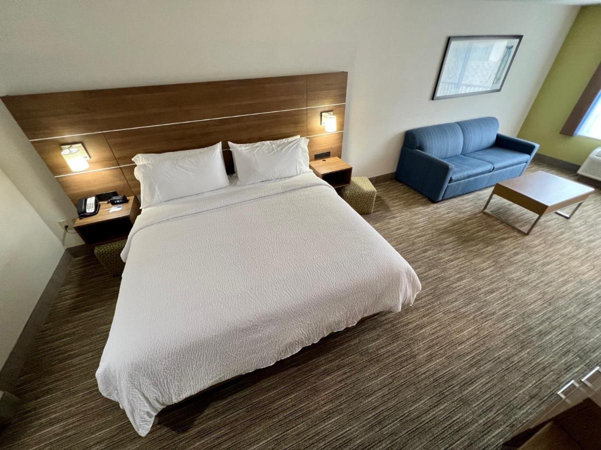 Holiday Inn Express Hotel & Suites Lake Elsinore By Ihg Exterior foto