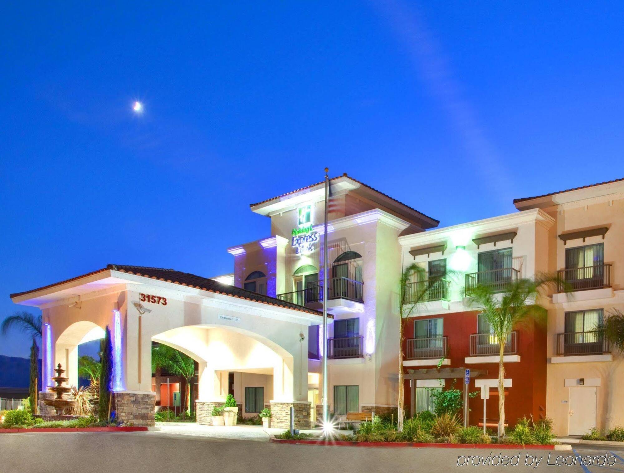 Holiday Inn Express Hotel & Suites Lake Elsinore By Ihg Exterior foto